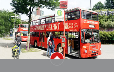 Haltestelle Landungsbrücken Die Roten Doppeldecker