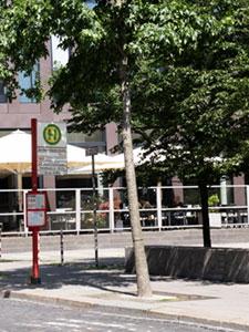 Bernhard-Nocht-Straße-Haltestelle-20