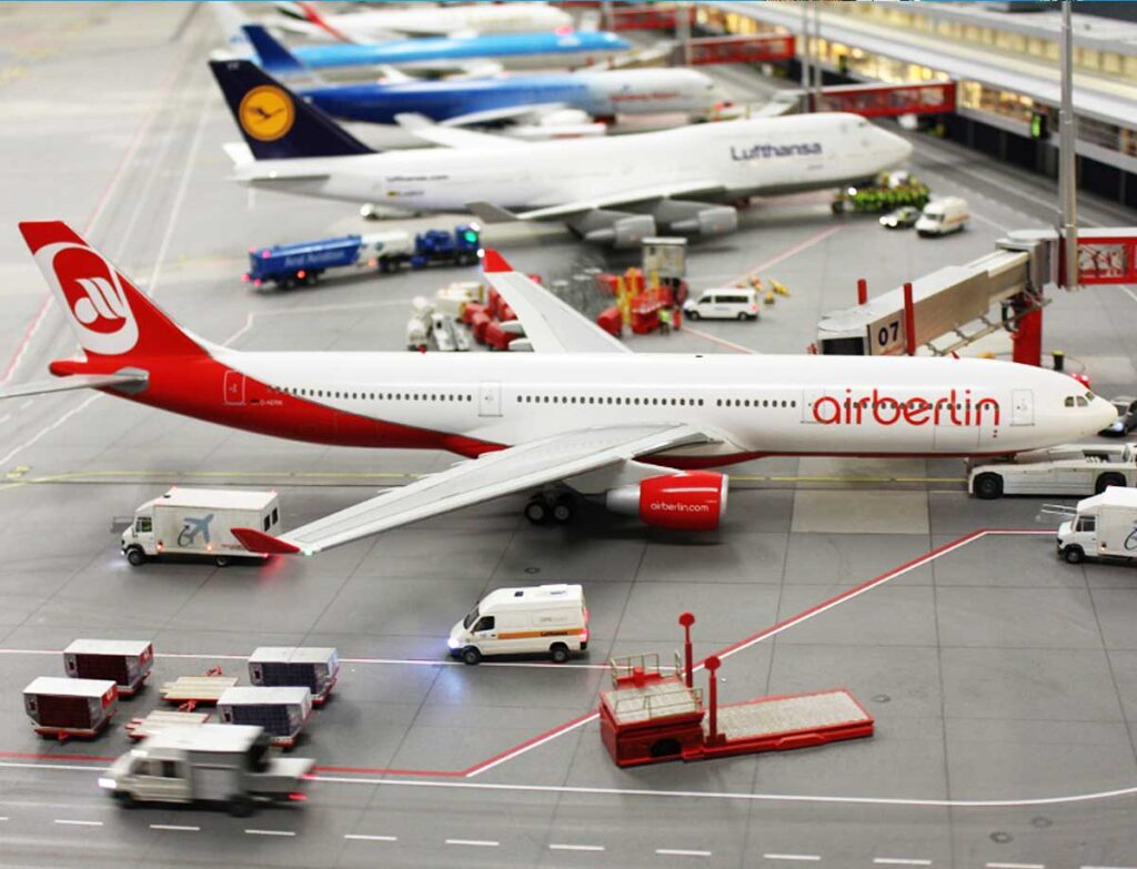 Miniatur Wunderland Flughafen Knuffingen Die Roten Doppeldecker