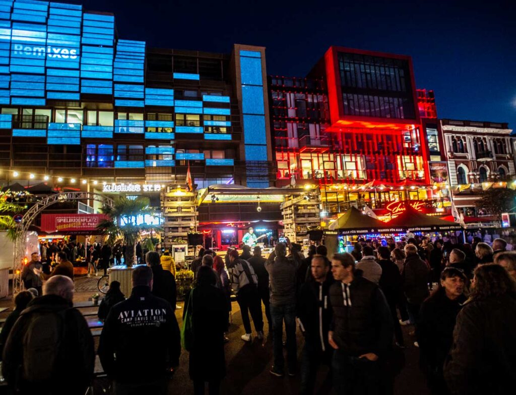 Reeperbahn Spielbudenplatz