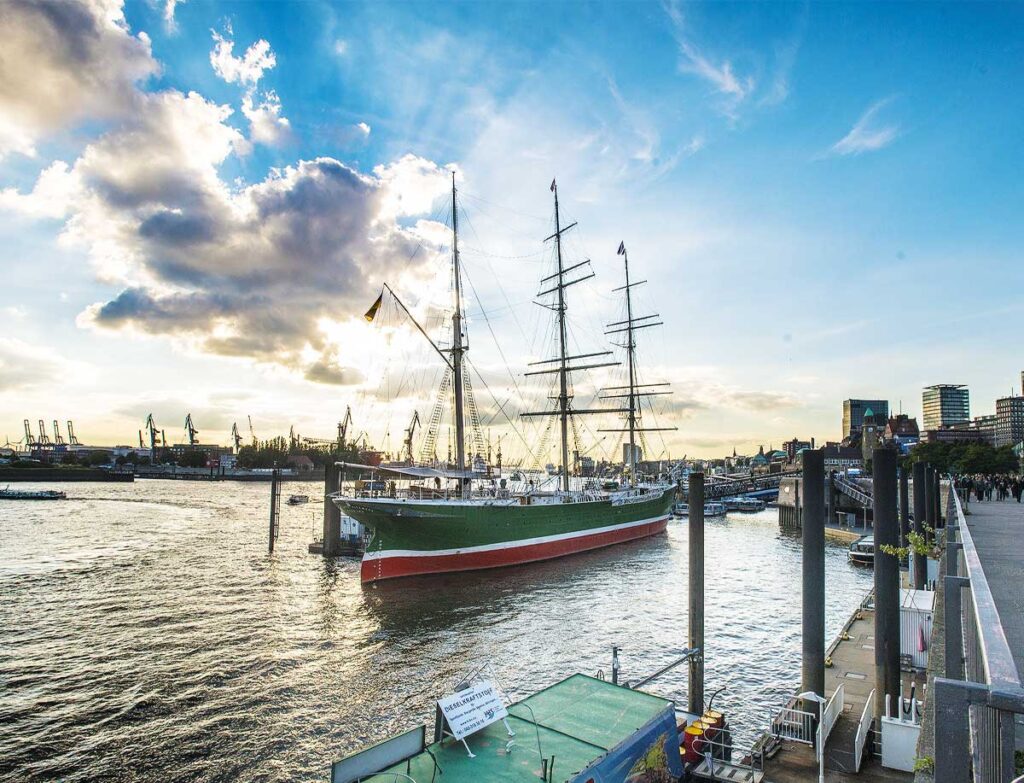 Rickmer Rickmers Hafen Die Roten Doppeldecker