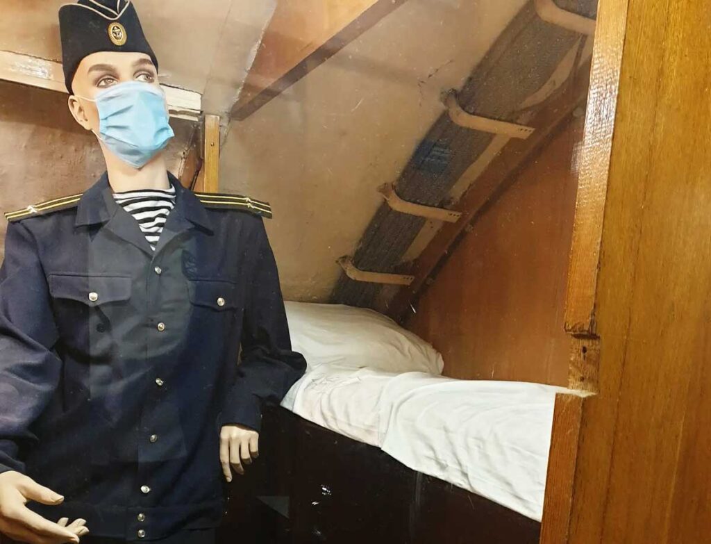 U Boot Museum U434 Kabine Offizier Die Roten Doppeldecker