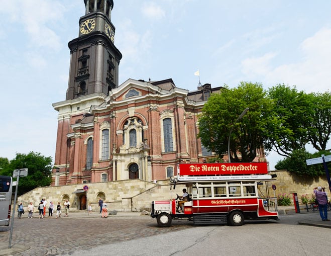 Historische Stadtrundfahrt Hummelbus Michel Rote Doppeldecker